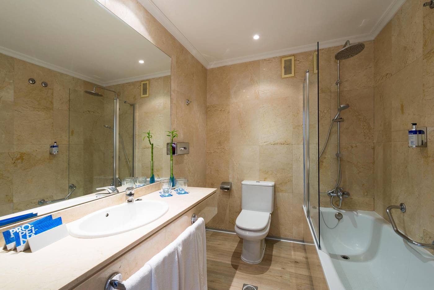 Hotel-Madrid-Gran-V----a-25--managed-by-Meli-----Room-47