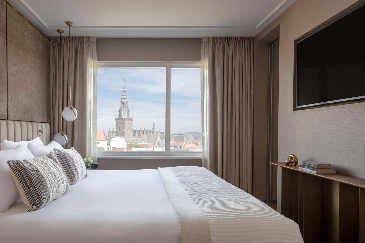 Anantara-Grand-Hotel-Krasnapolsky-Amsterdam-Room-46
