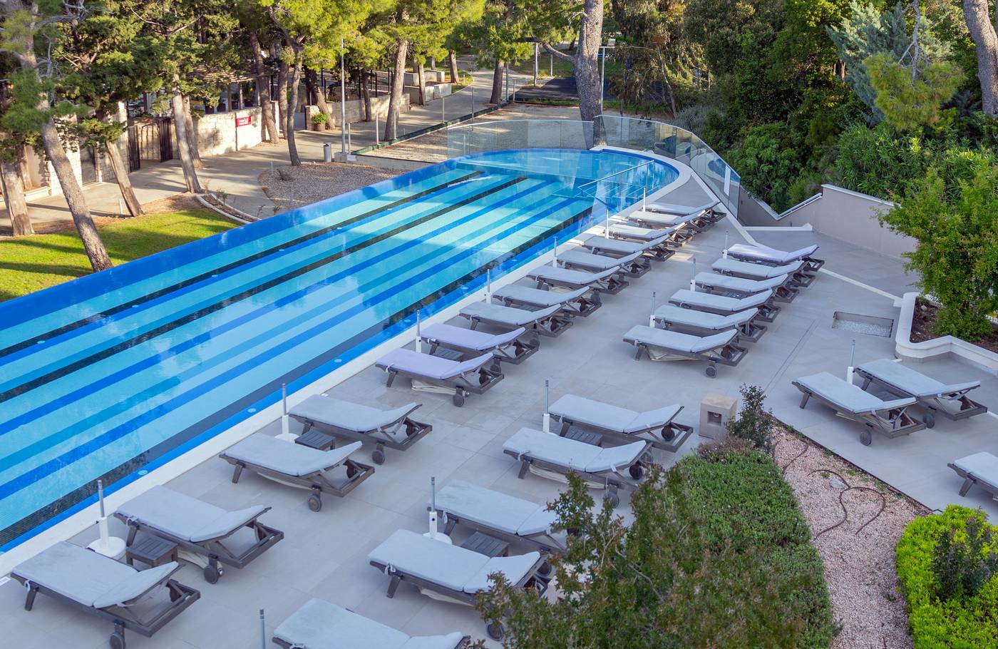 Bluesun-Hotel-Jadran-Pool-6