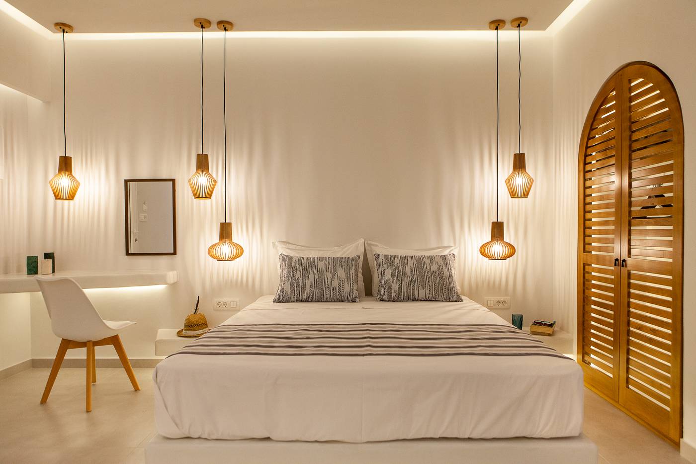 Margarenia-Studios-Room-22