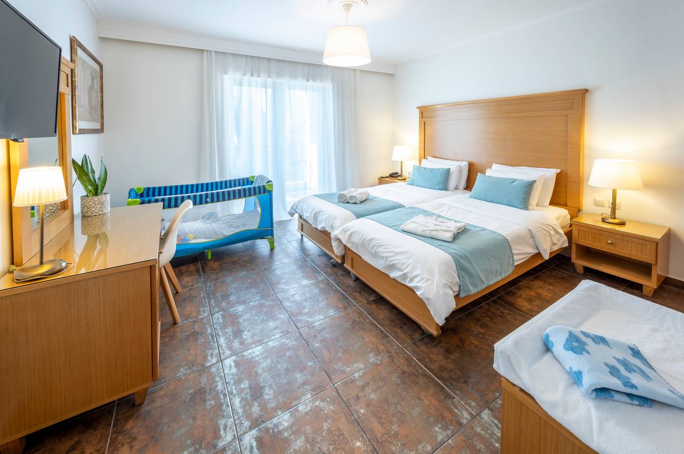 Peridis-Family-Resort-Room-34