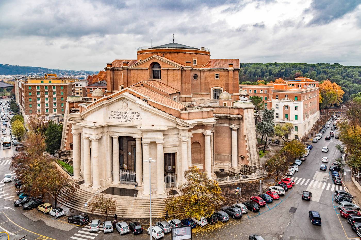 Radisson-Blu-Ghr-Hotel-Rome-General-view-1