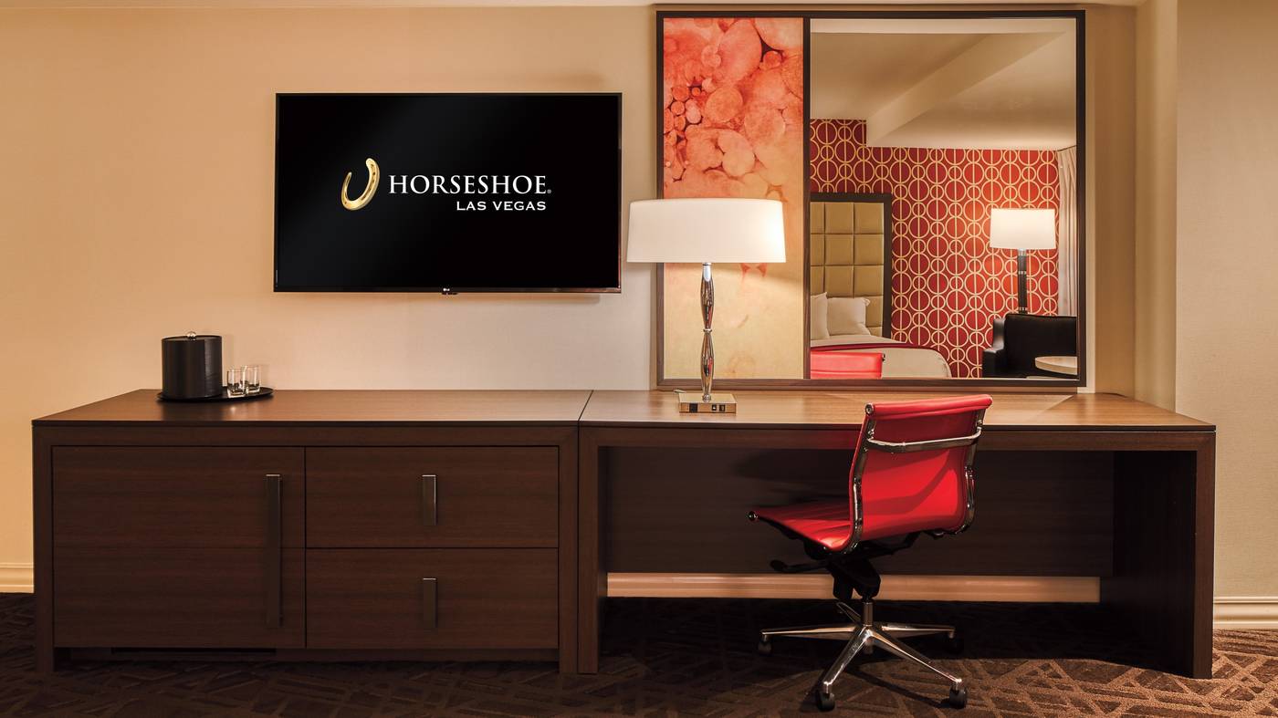 Horseshoe-Las-Vegas-Room-24