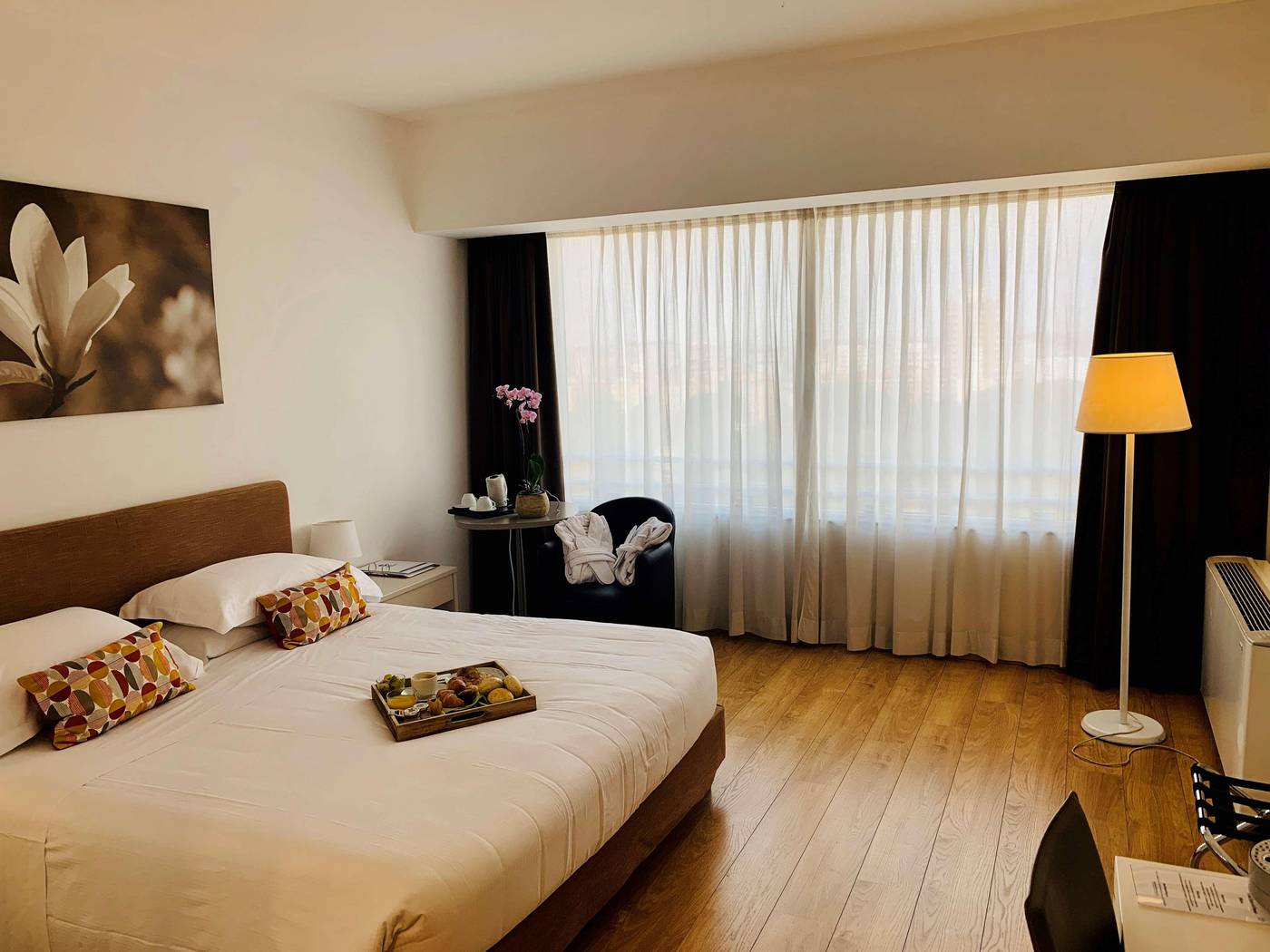 Hotel-Blaise---Francis-Room-20