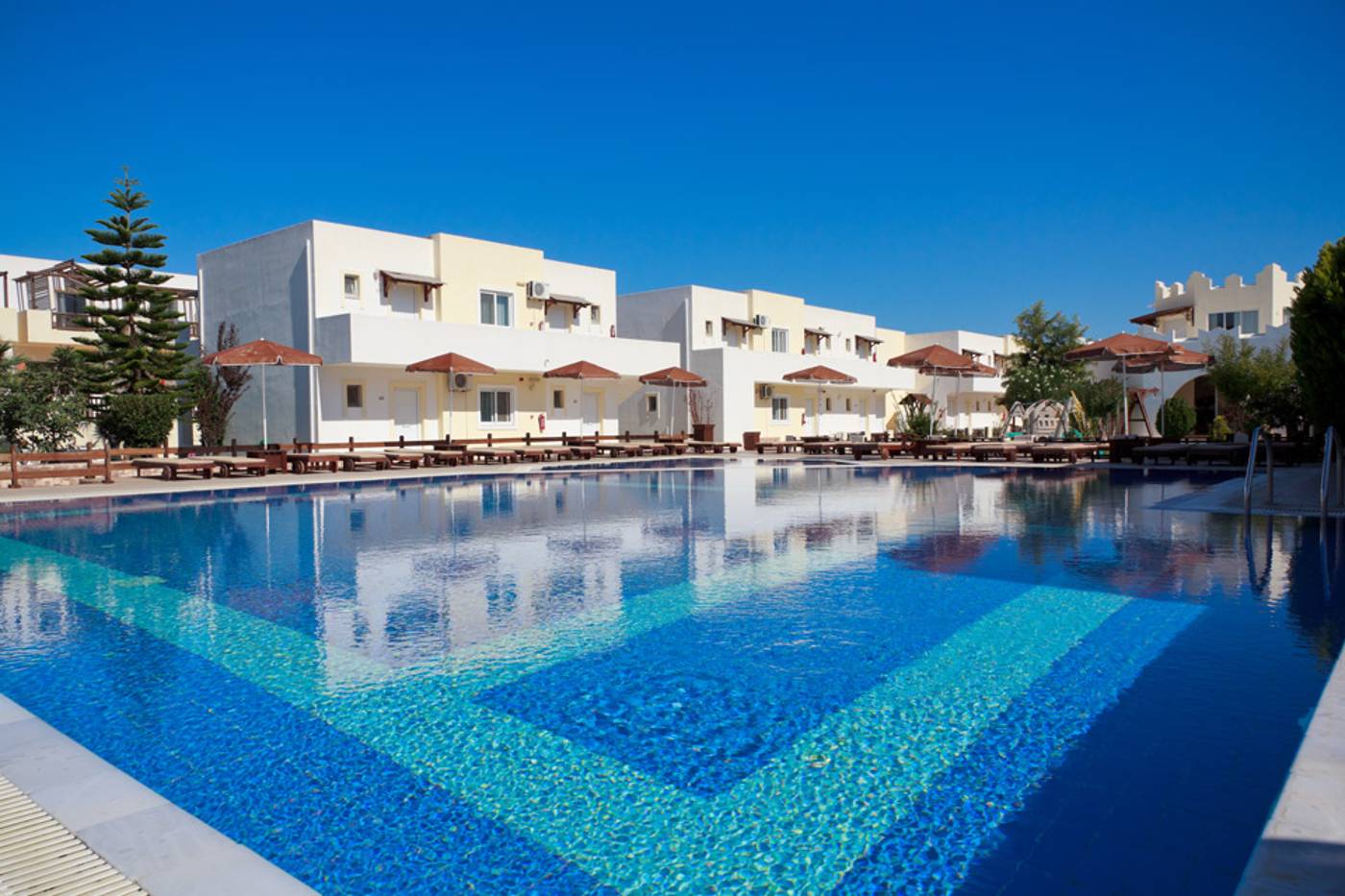 Gaia-Village-Pool-5