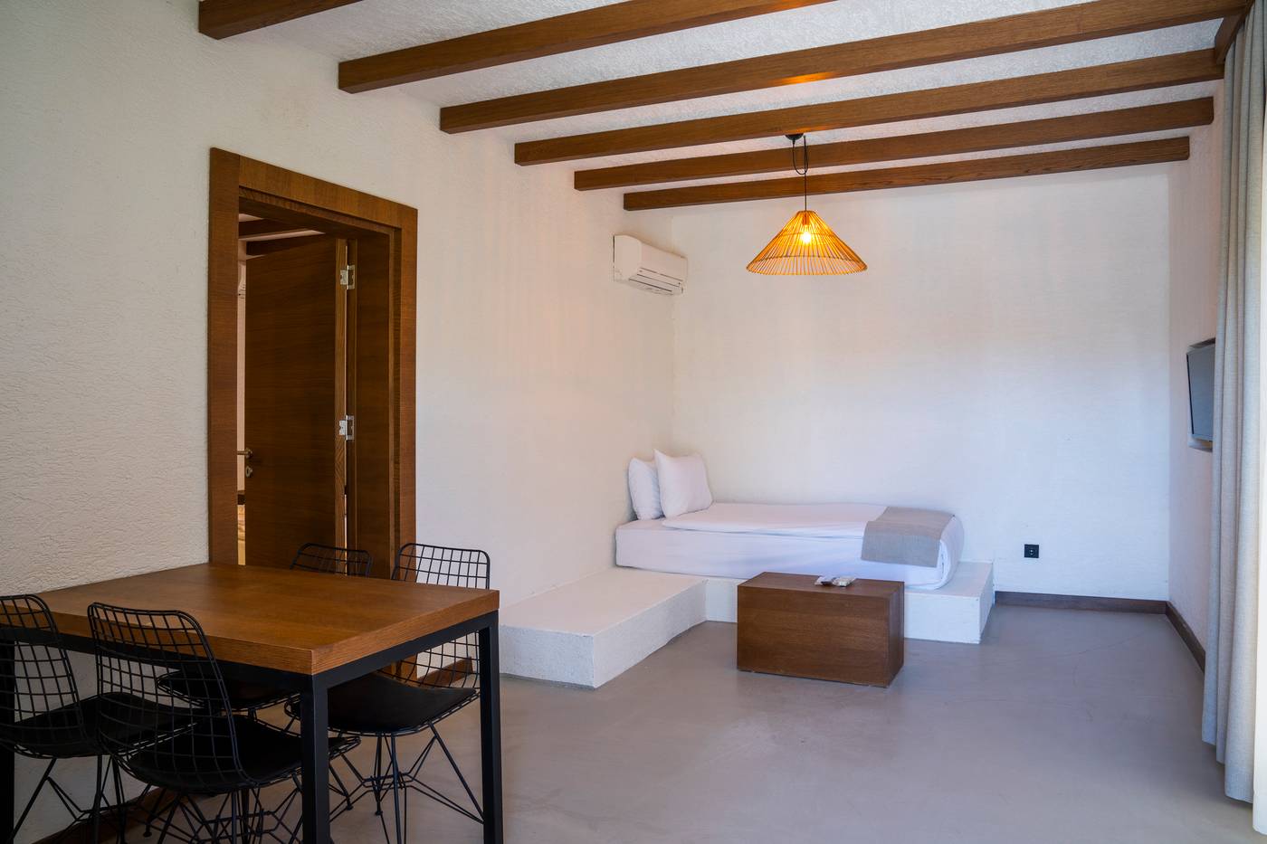 Very Chic Hotel - Adults Only (16+)