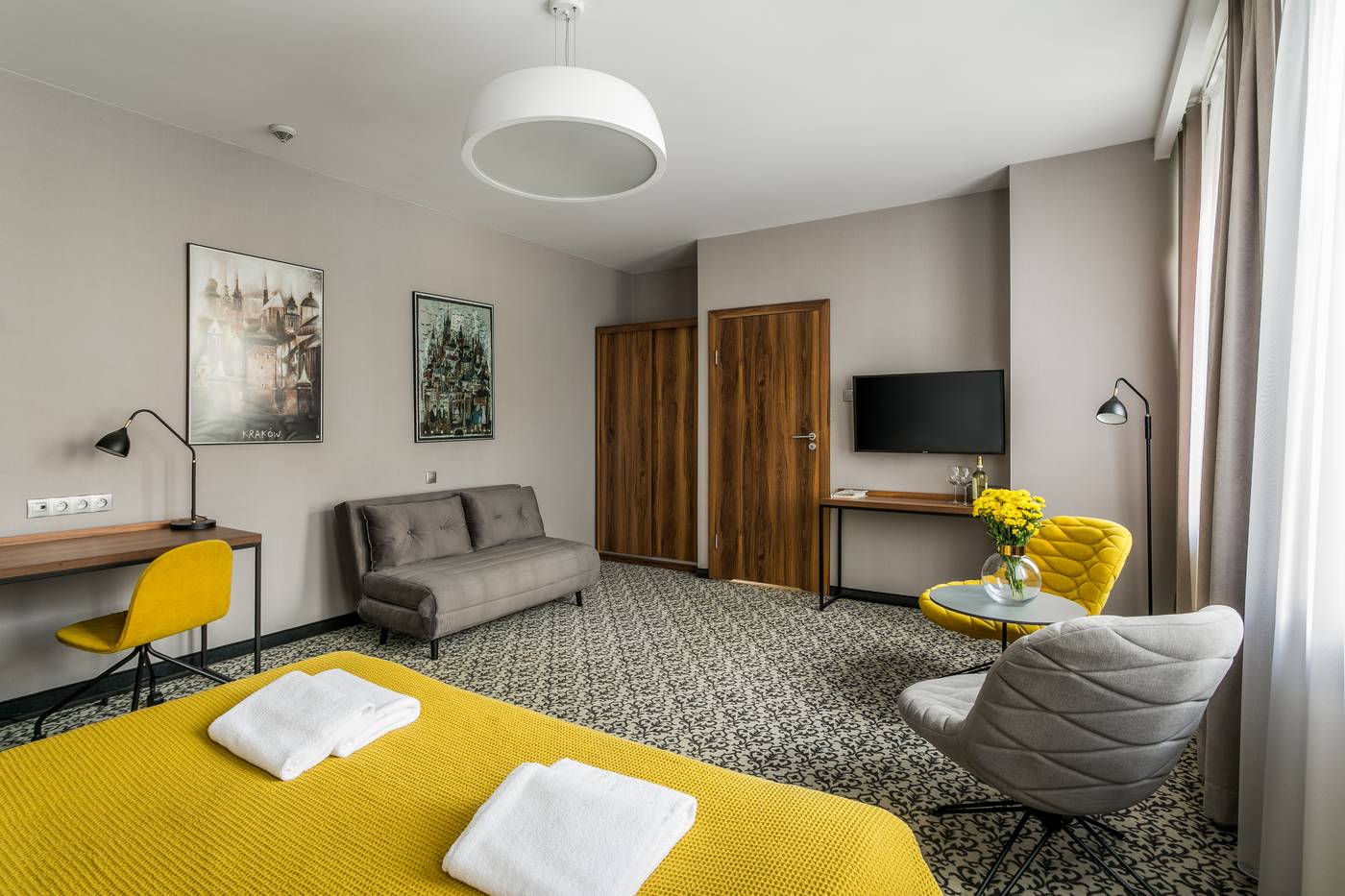 No-23-Premium-Aparthotel-Room-4