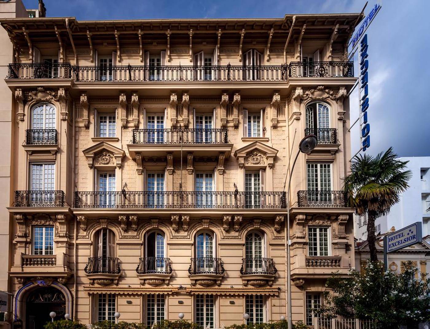 Nice-Excelsior-Centre-Gare-General-view-1