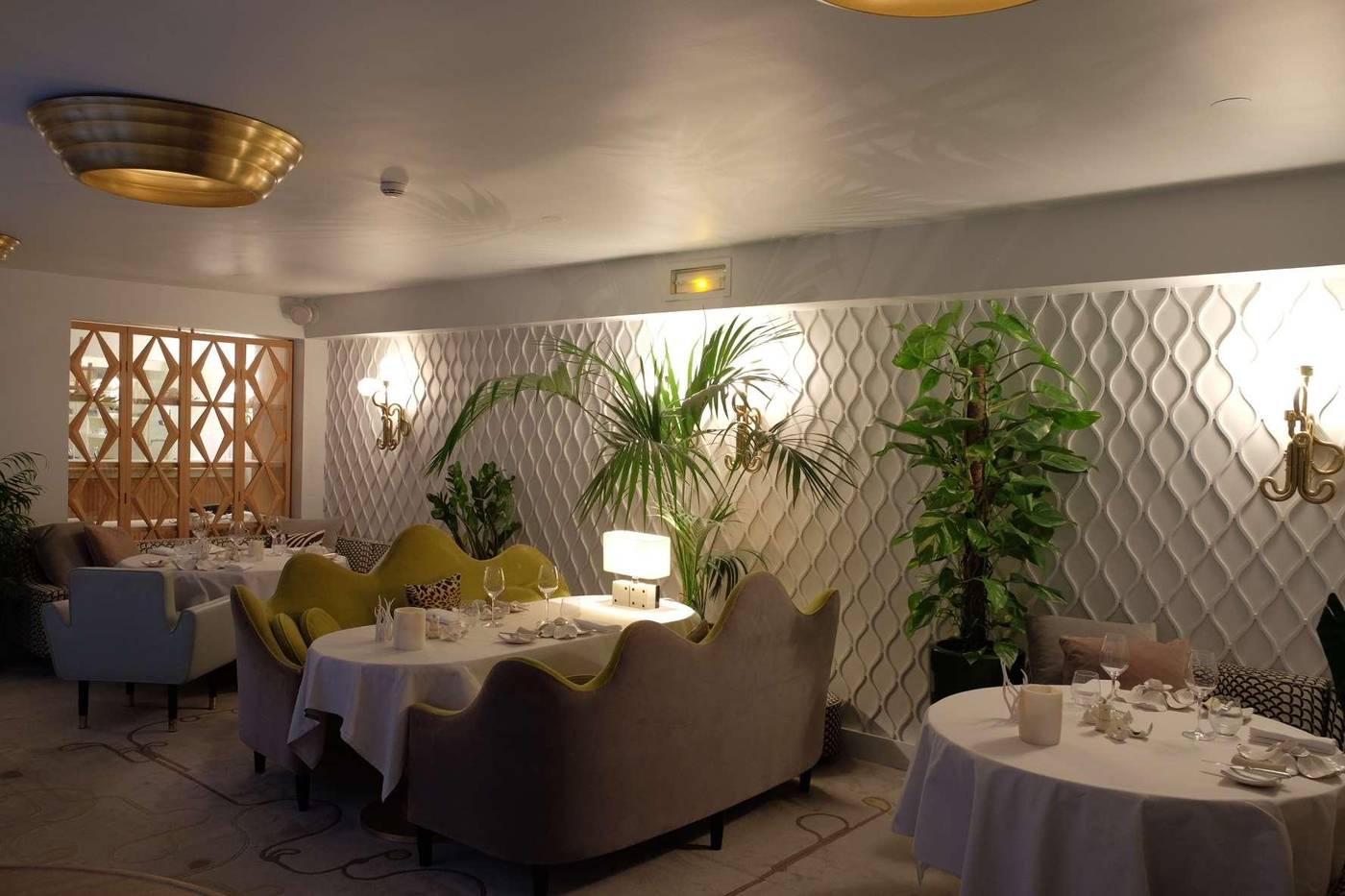 Hotel-Thoumieux-Restaurant-35