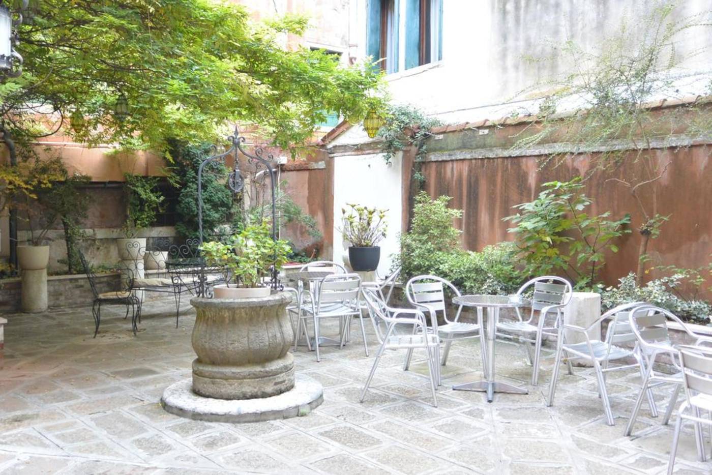 Hotel-San-Moise-Terrace-55