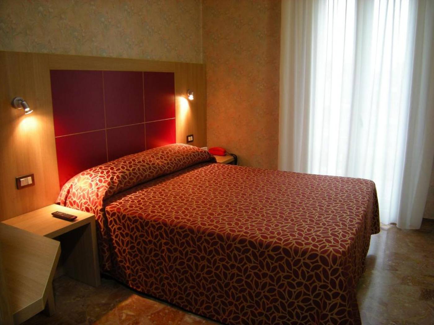 Hotel-San-Carlo-Room-3