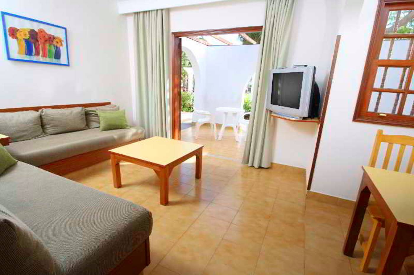 Bungalows-Parque-Golf-Room-12