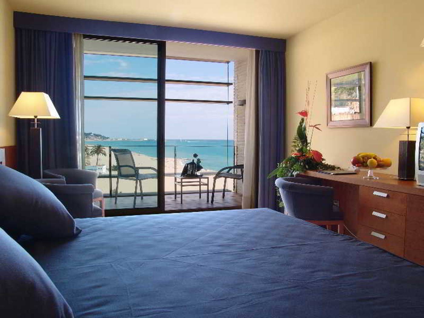 Colon-General-view-5