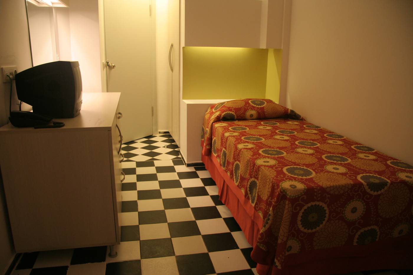 Orient-Suit-Hotel-Room-31