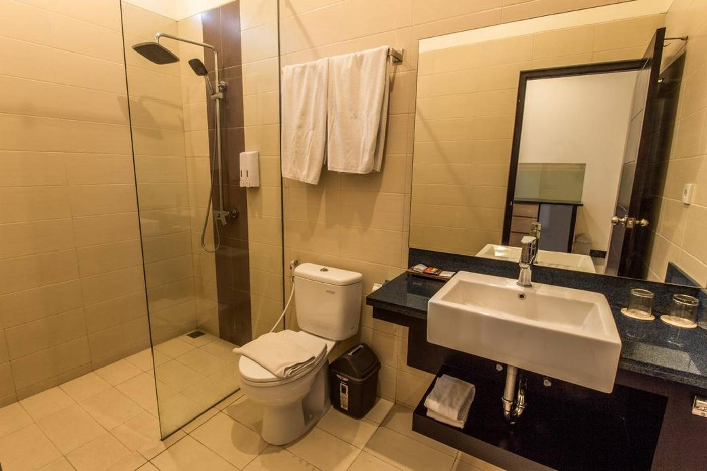 Svarna Suite Seminyak-Indonesia-Bali-Room-7