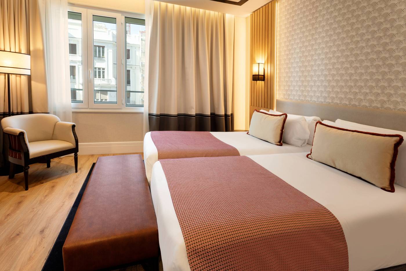 Senator-Gran-V----a-70-Spa-Room-28