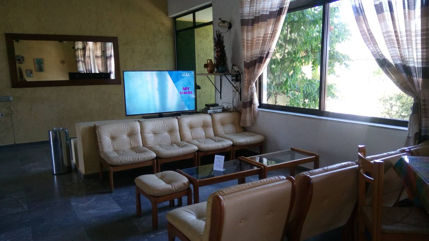 Minoas-Hotel-Lobby-16