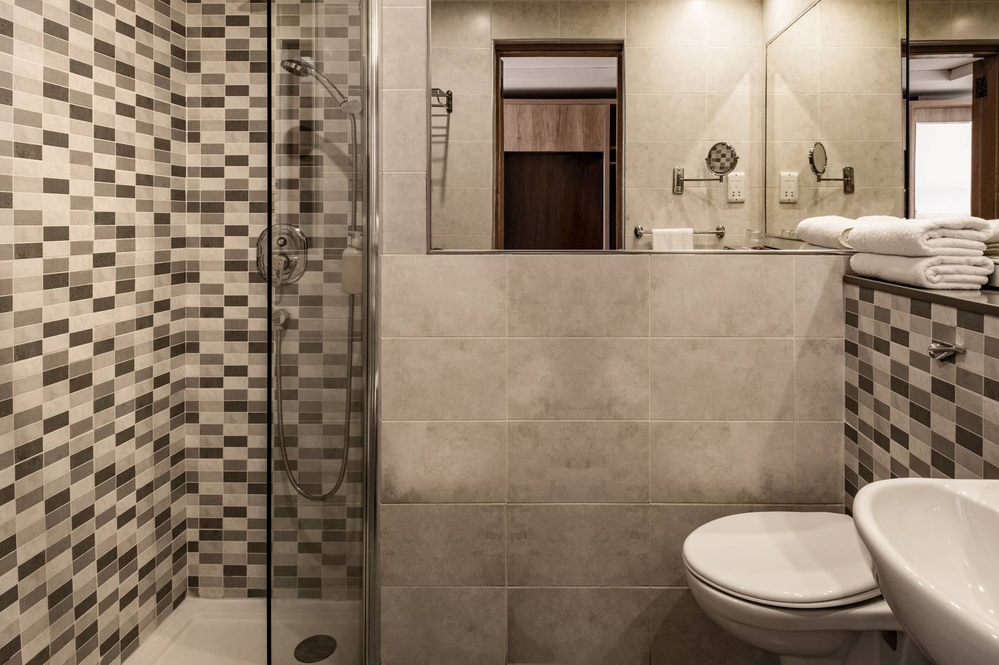 Qawra-Palace-Resort---Spa-Room-29