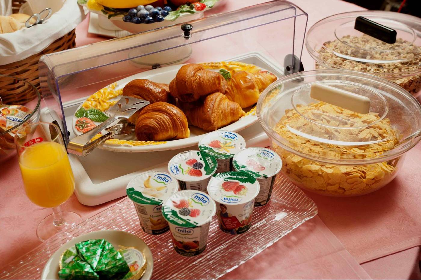 Hotel-Beatrice-Bar-19