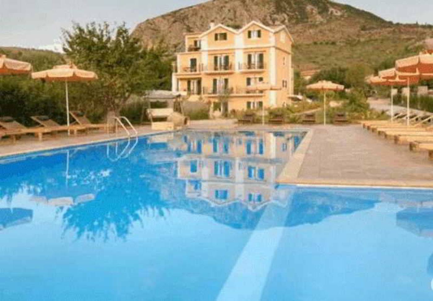 Villa-Dei-Sogni-Pool-15