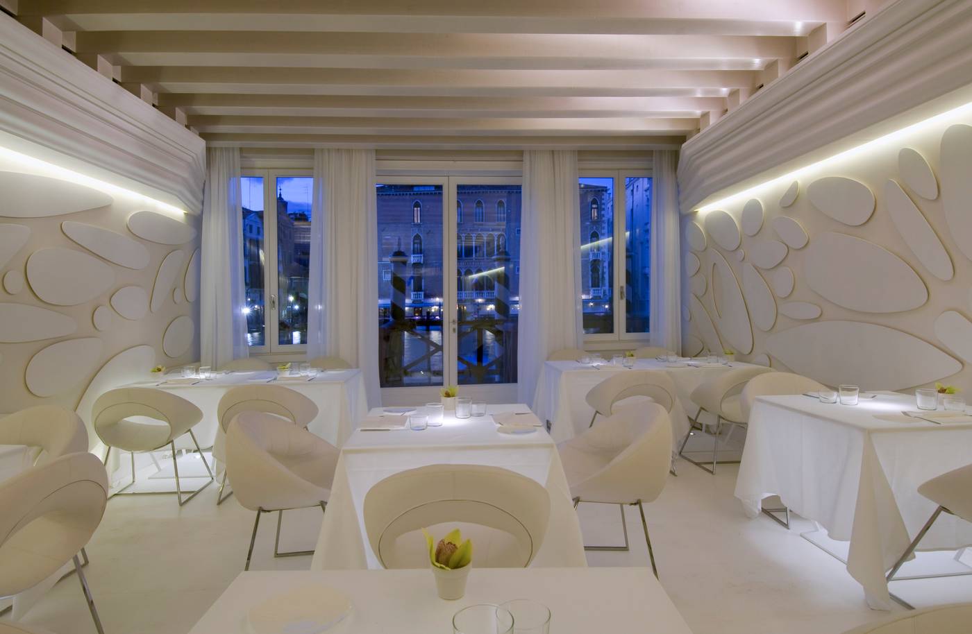 Sina-Centurion-Palace-Restaurant-10