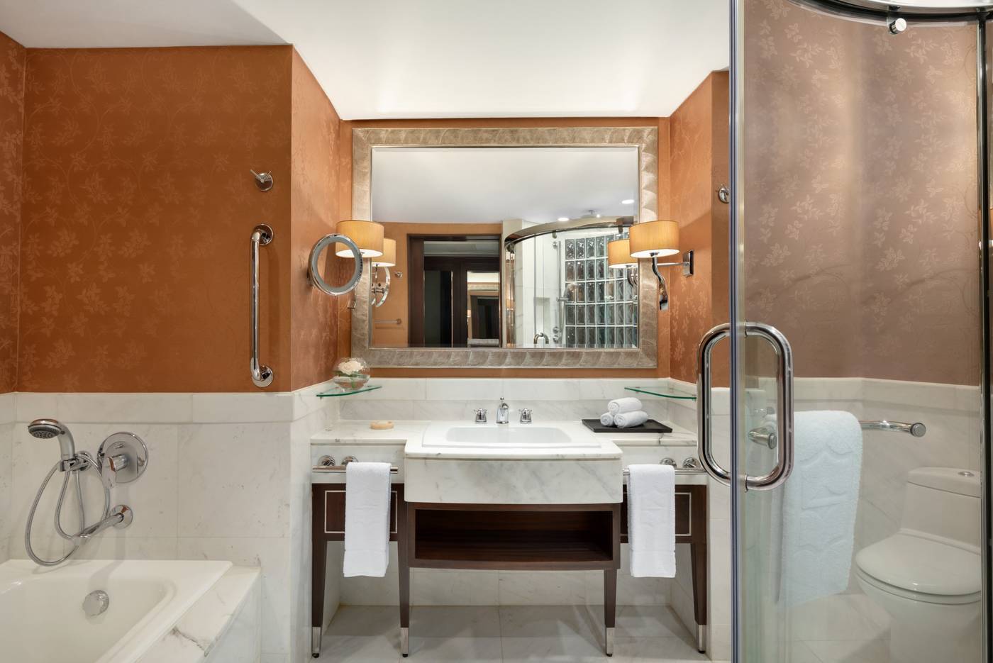 Shangri-La-Bangkok-Room-43