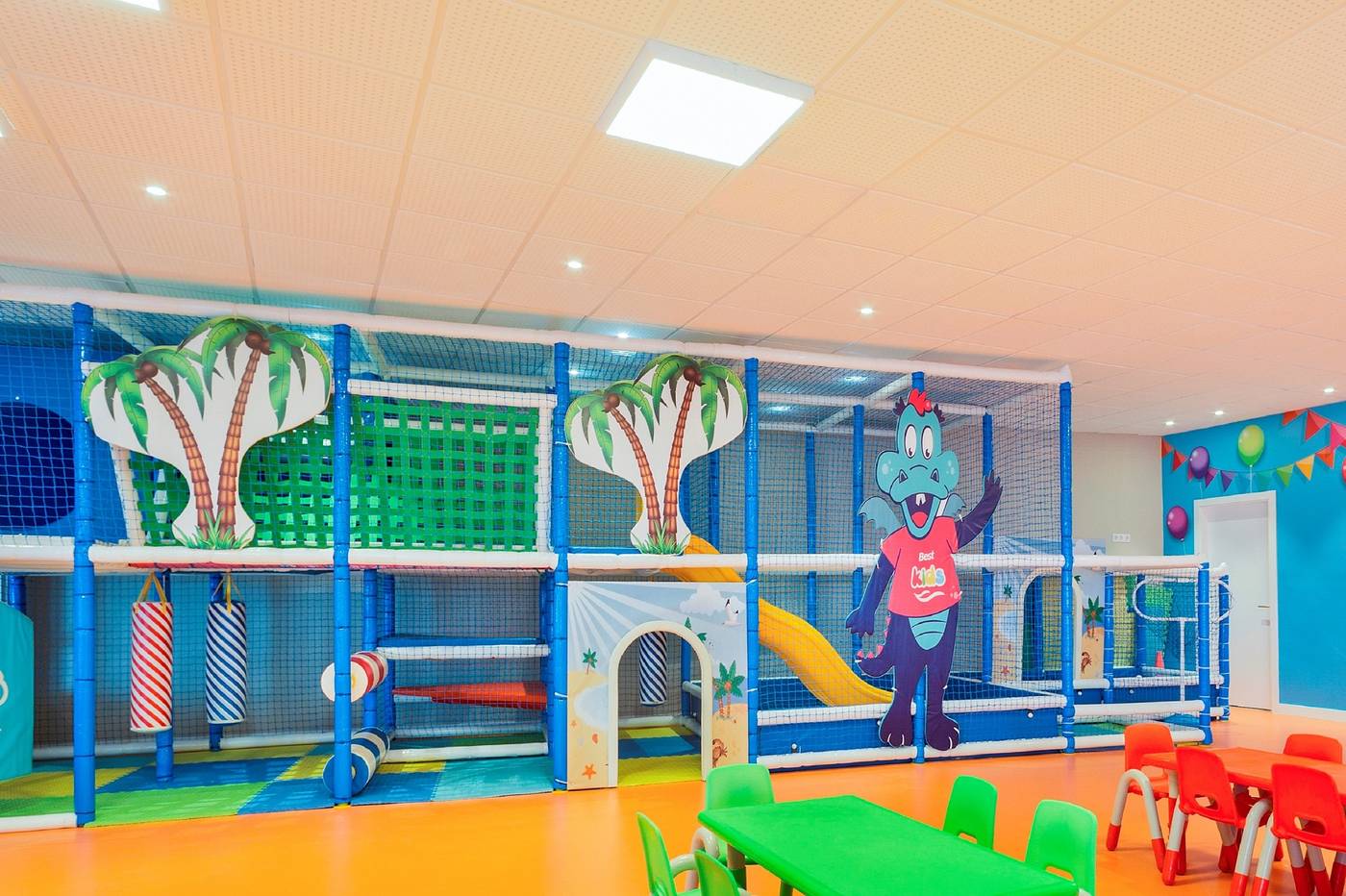 Hotel-Best-Sol-d-Or-Sports-and-Entertainment-31