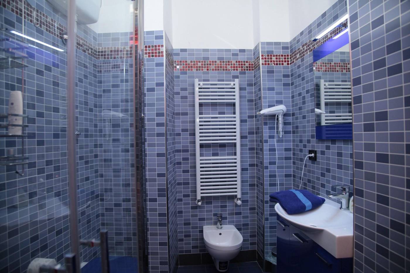 Christian-Bed-Breakfast-Room-13