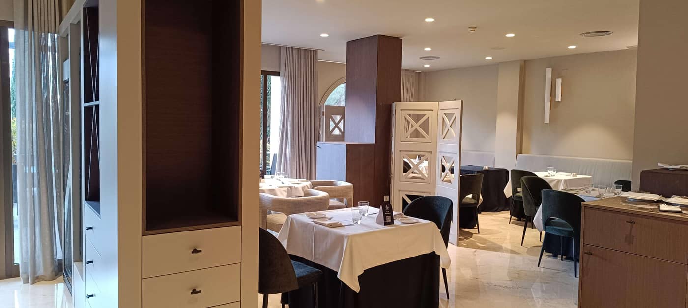 Best-Western-Premier-CMC-Girona-Restaurant-38