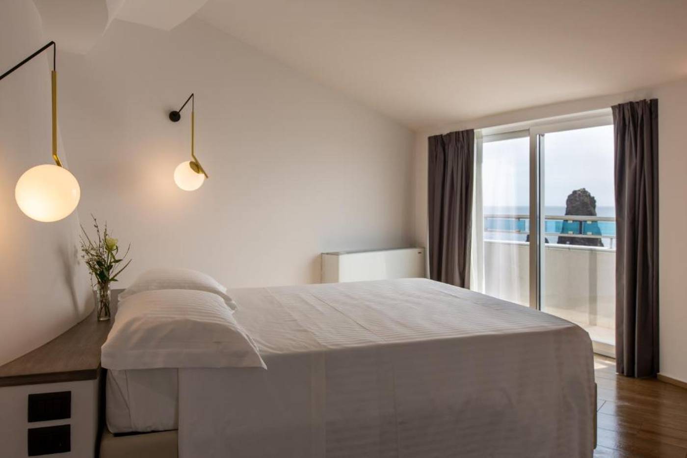 Grand-Hotel-Faraglioni-Room-14