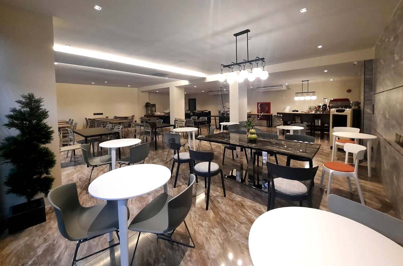 The-9-Residence-Hotel-Restaurant-7