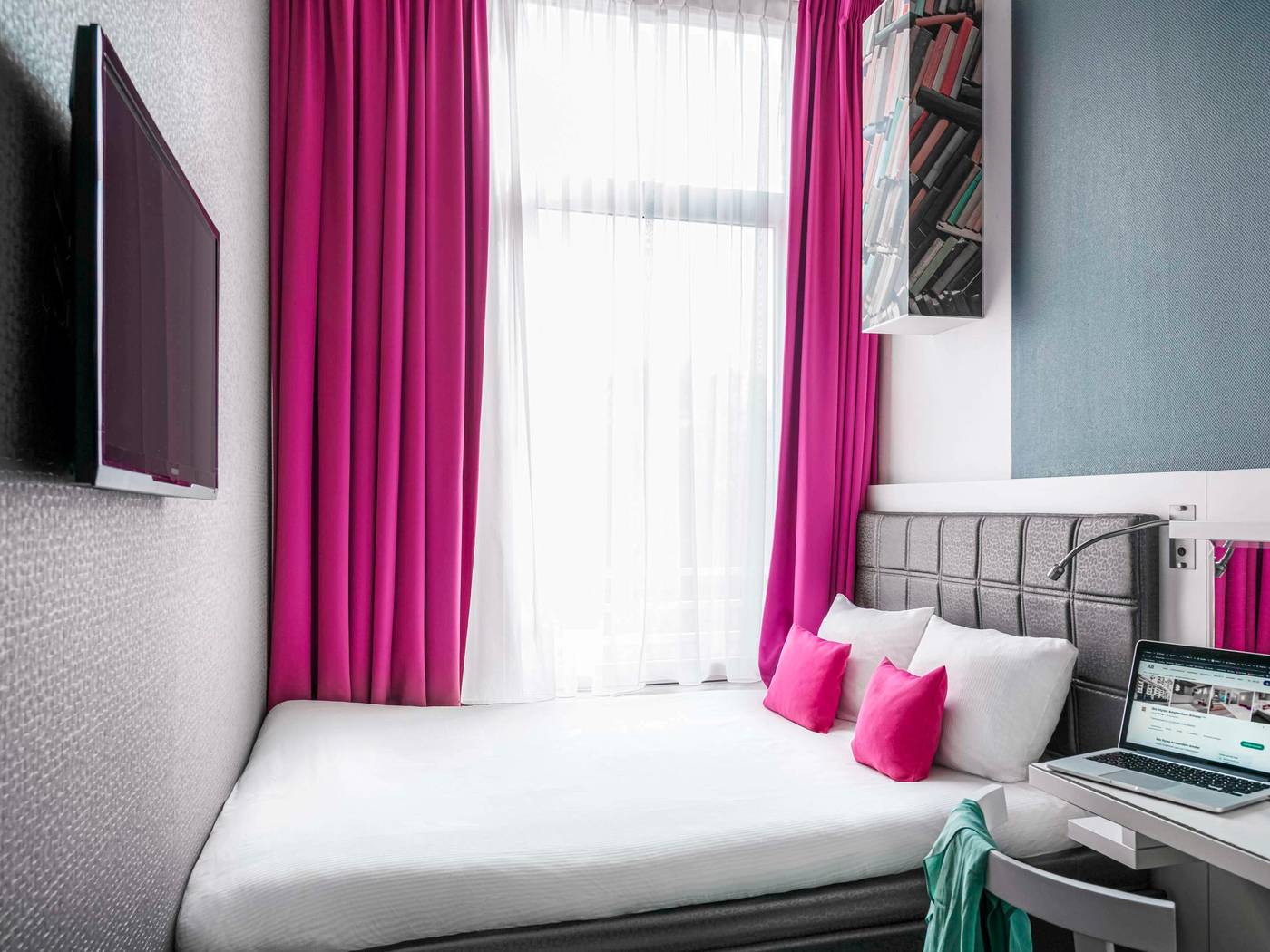 ibis-Styles-Amsterdam-Amstel-Room-34