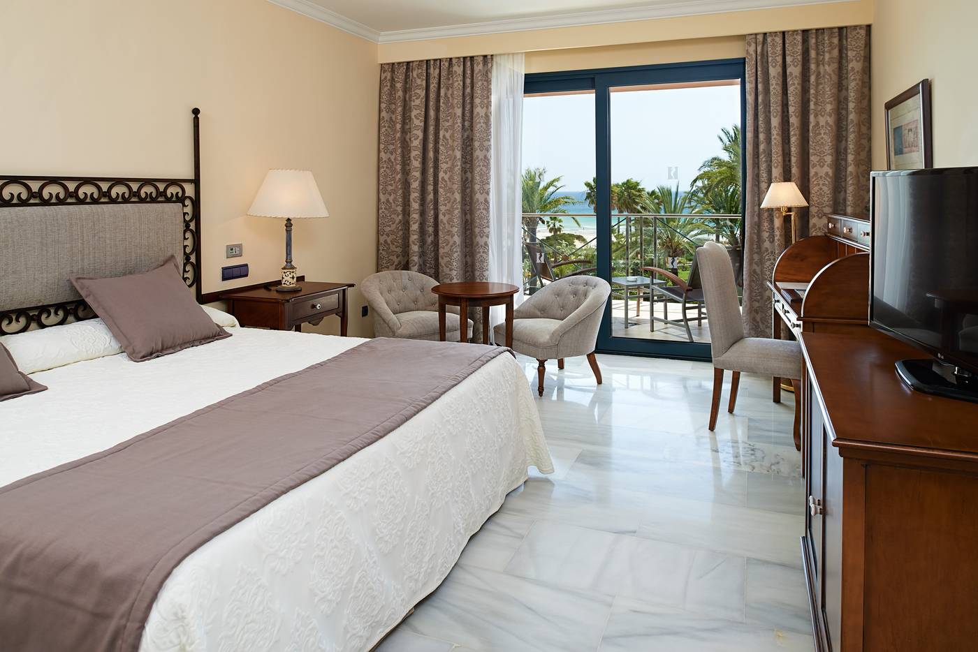 Hipotels-Barrosa-Palace-Room-36