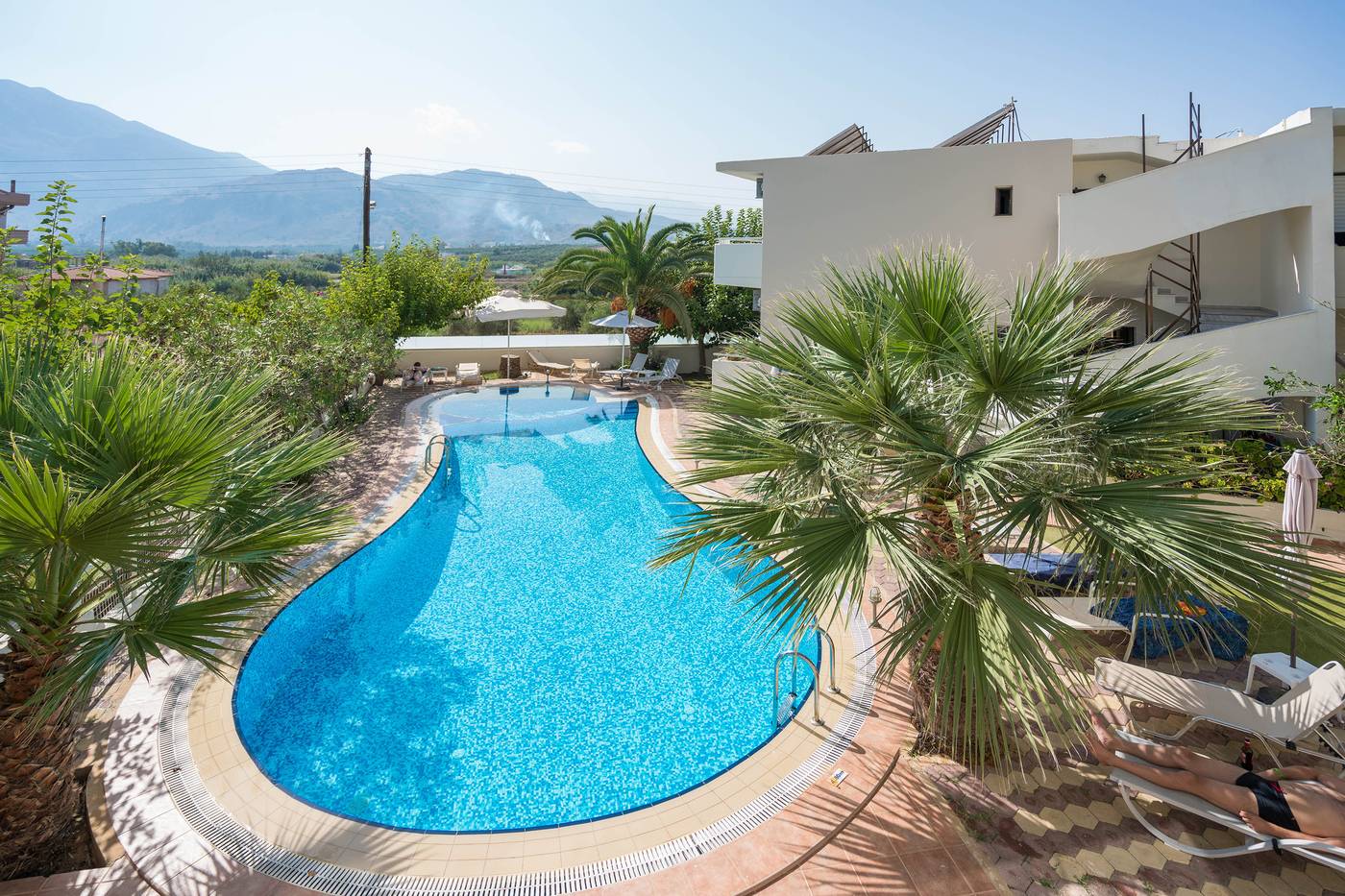 Apollo-Hotel-Pool-3