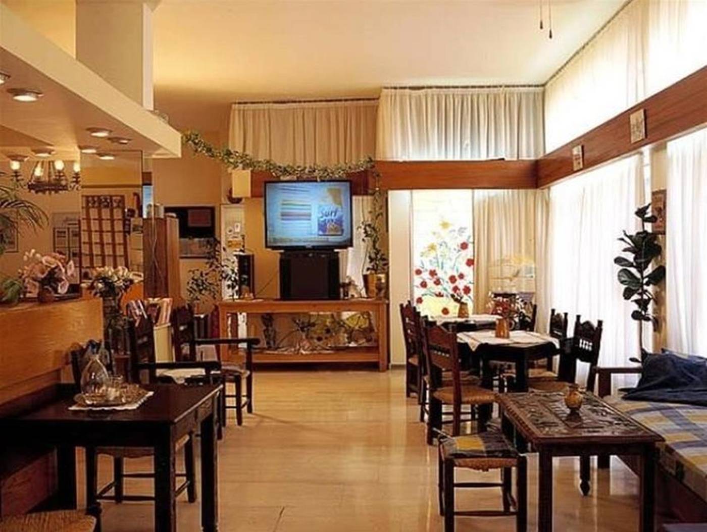 Aristea-Hotel-Restaurant-11