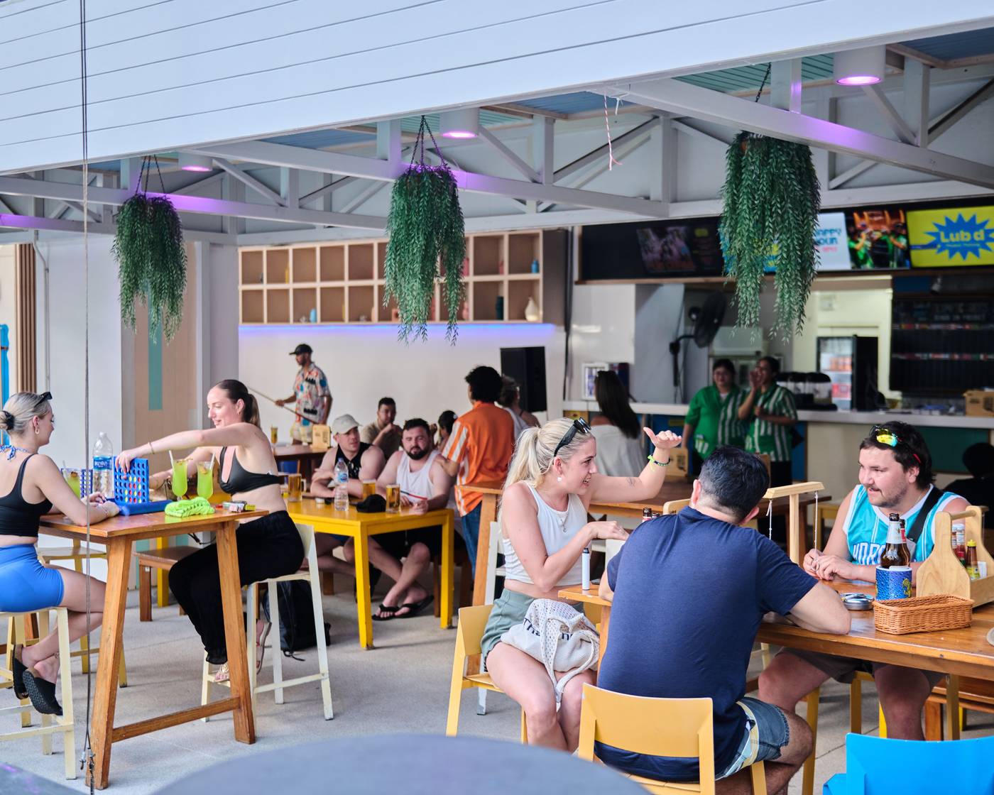 Lub-D-Phuket-Patong-Restaurant-58