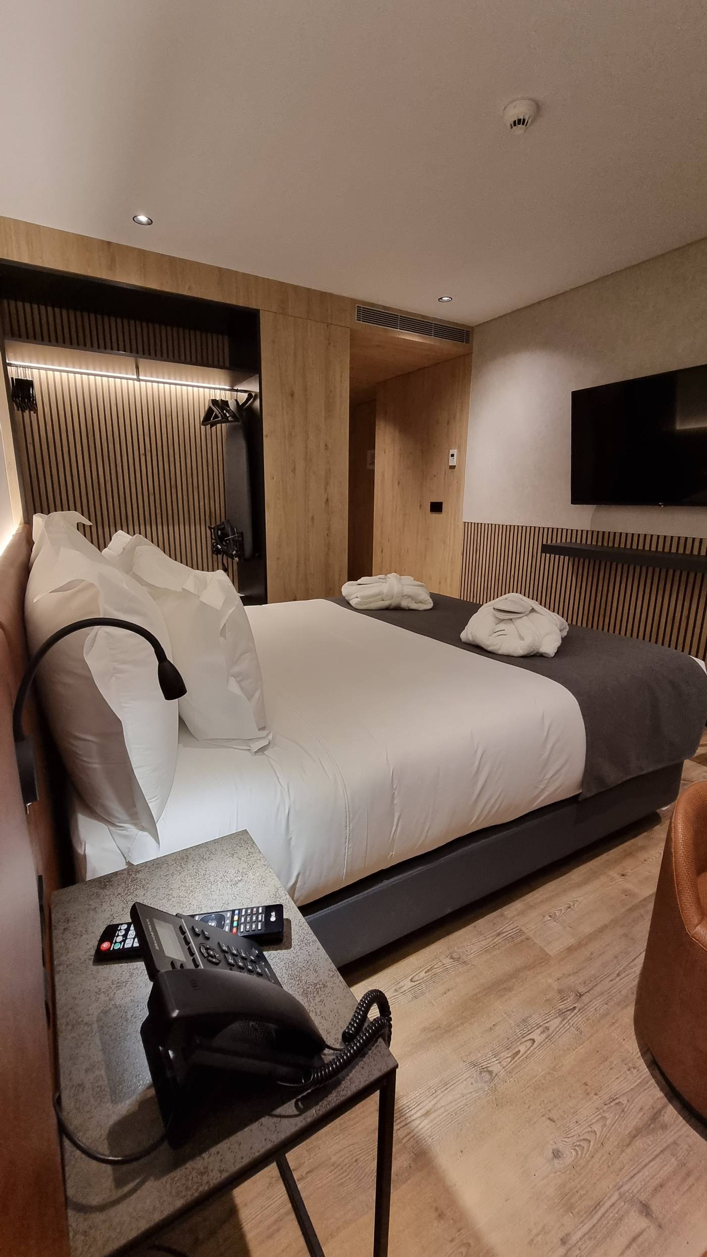 Principe-Avila-Room-44