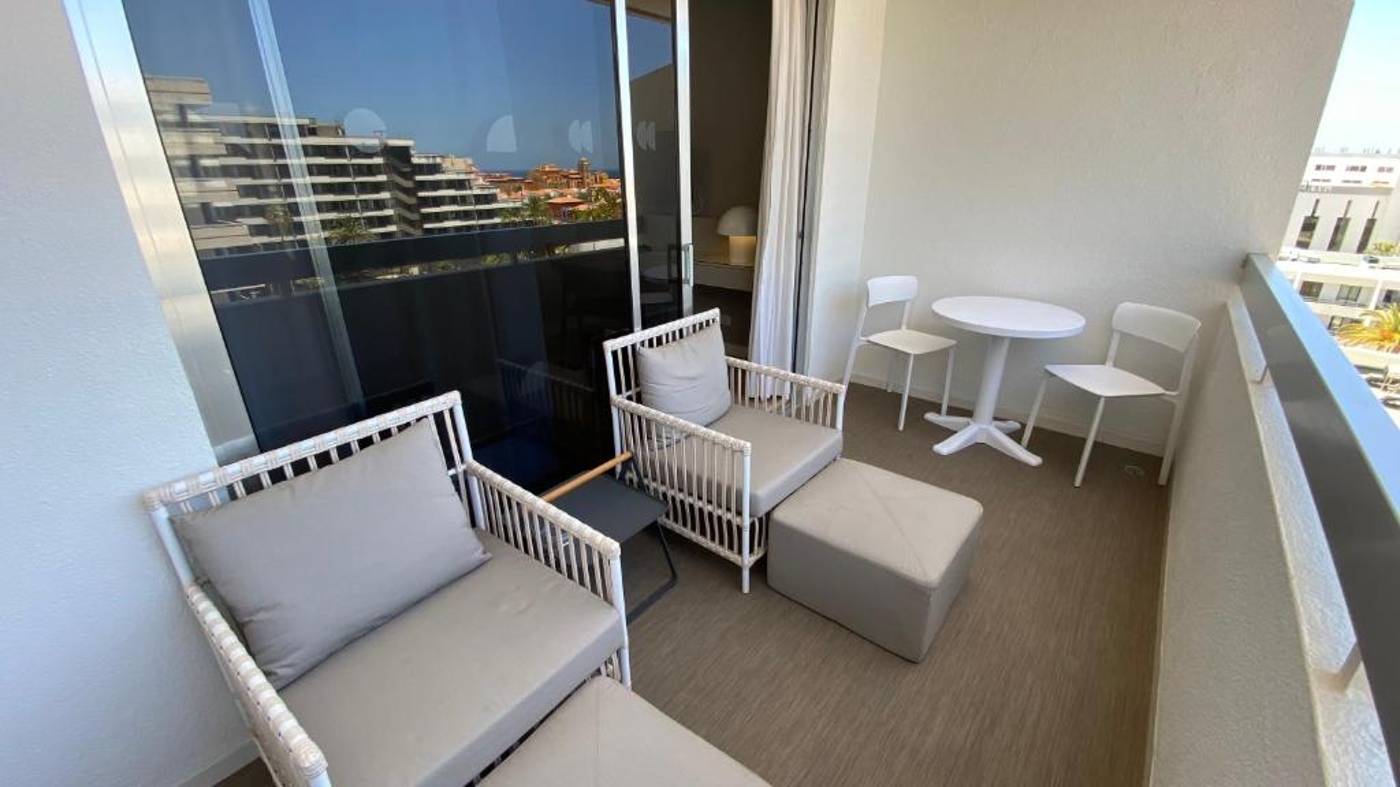 Coral-Suites---Spa---Adults-Only-Room-44