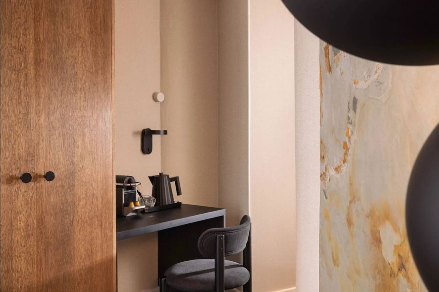 Raspail-Montparnasse-Room-30