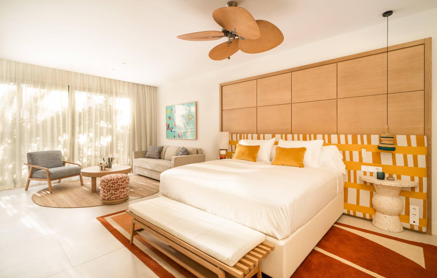 Los-Monteros-Room-32