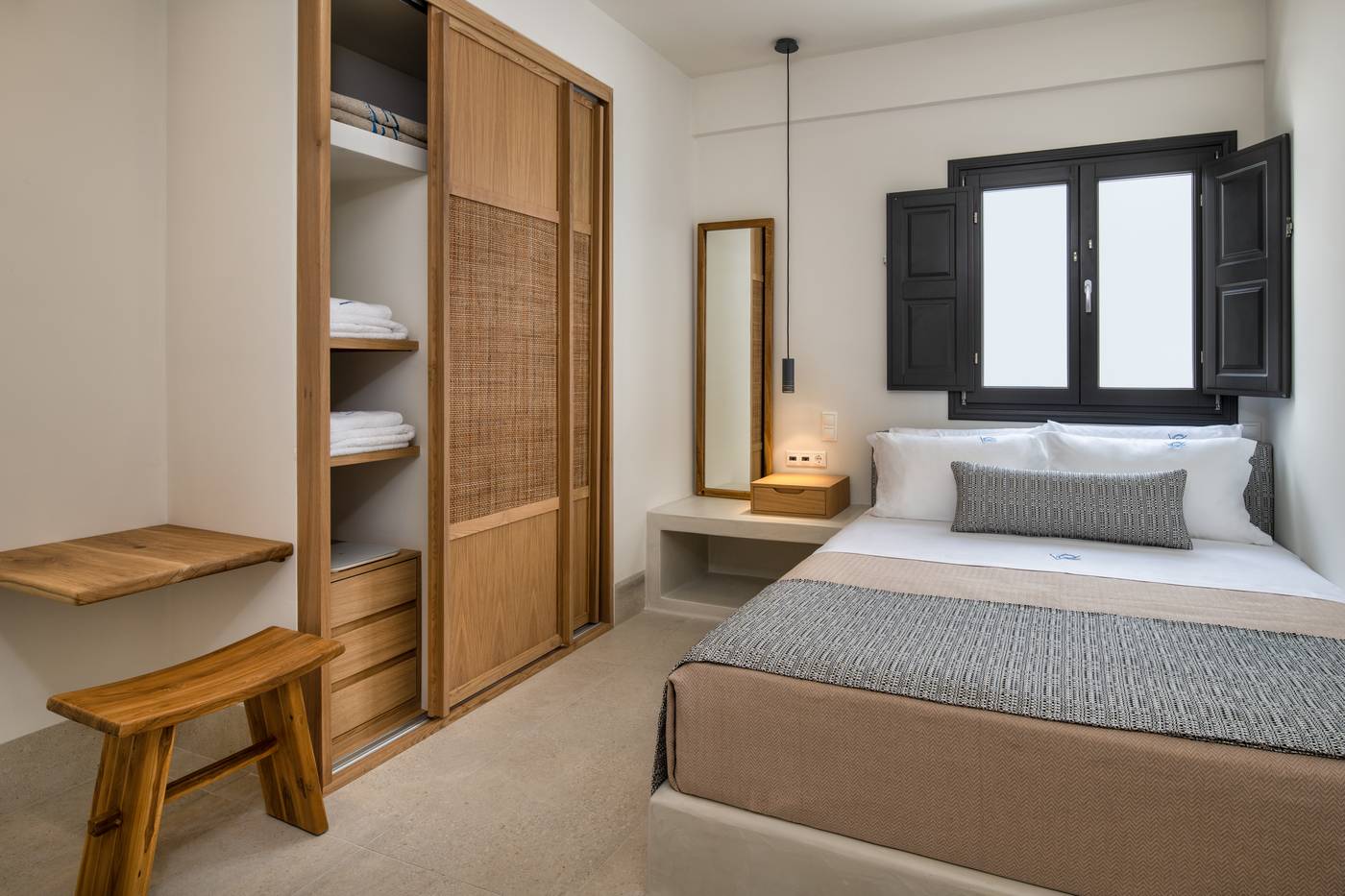 Venus-Sunrise-Suites---Villas-Room-41