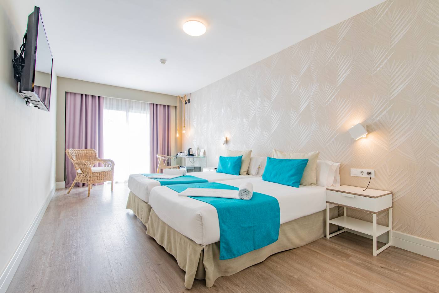 Ereza-Mar---Adults-Only-Room-14