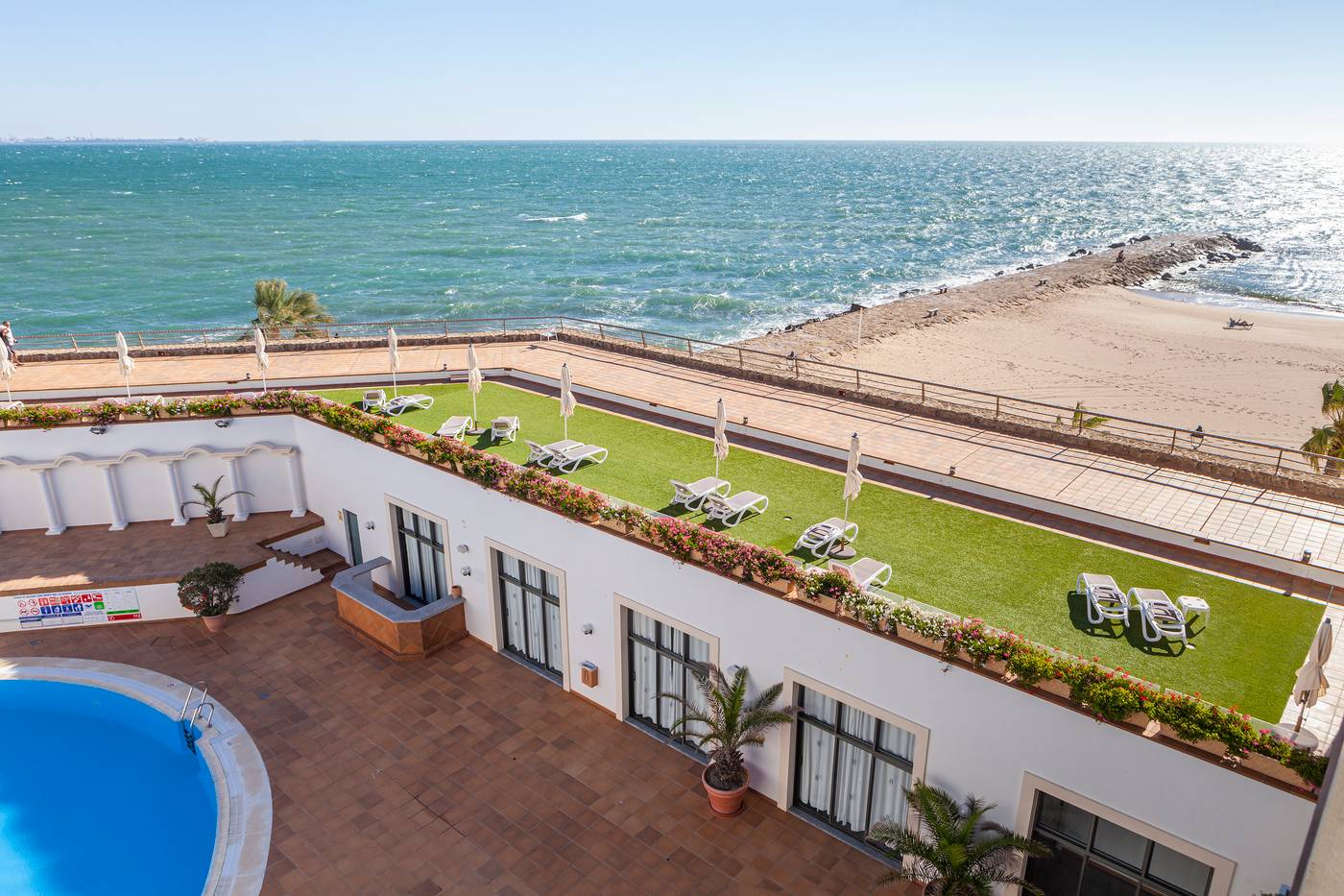 Duque-de-Najera-Terrace-8