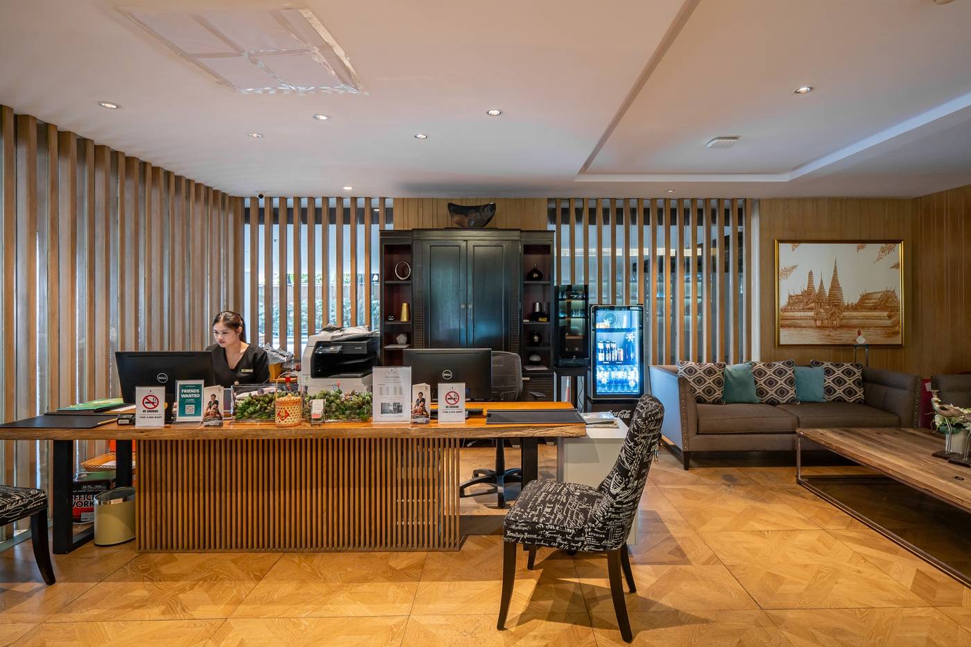 Arcadia-Suites-Bangkok-Lobby-17