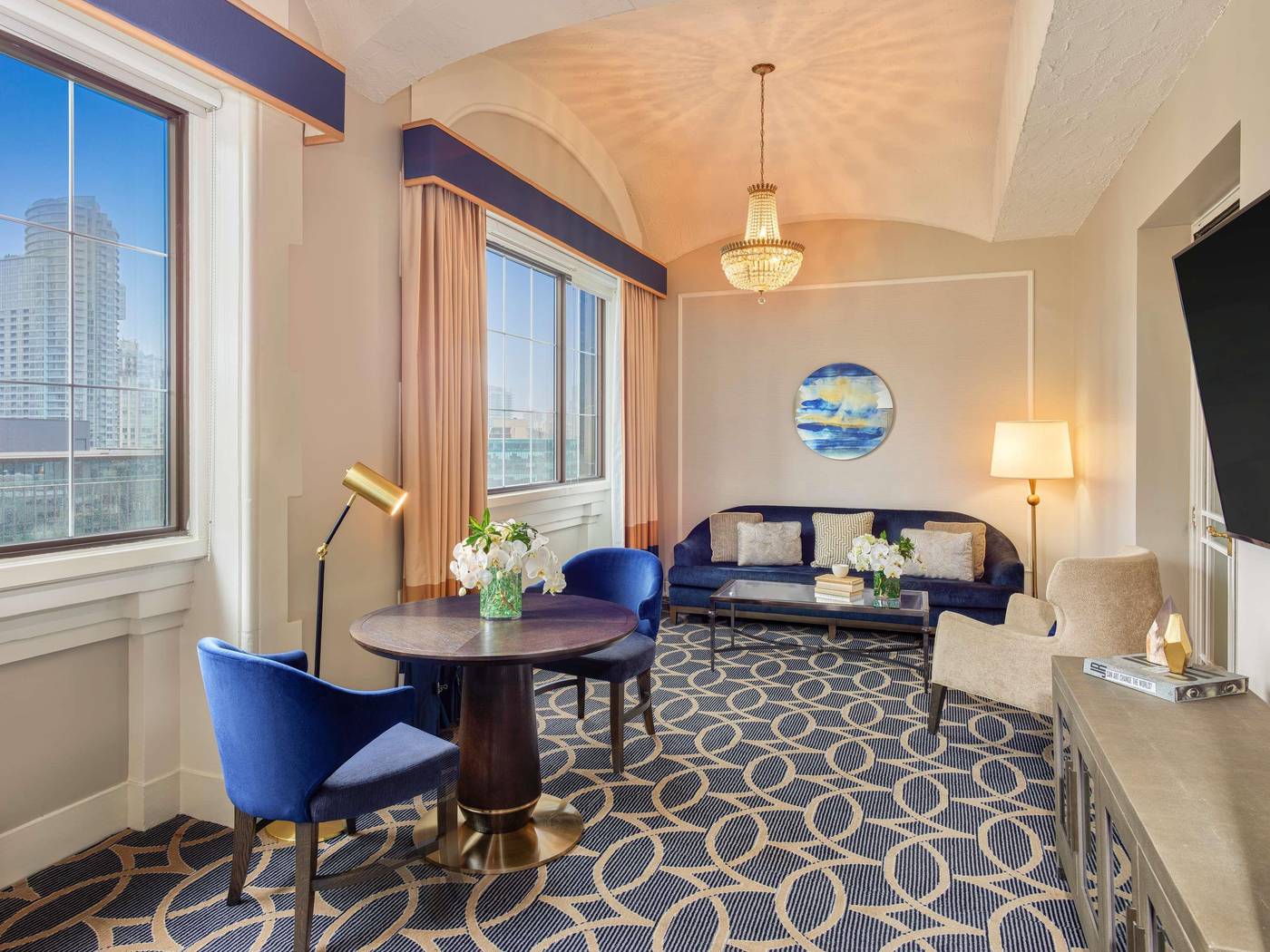 Fairmont-Vancouver-Room-42