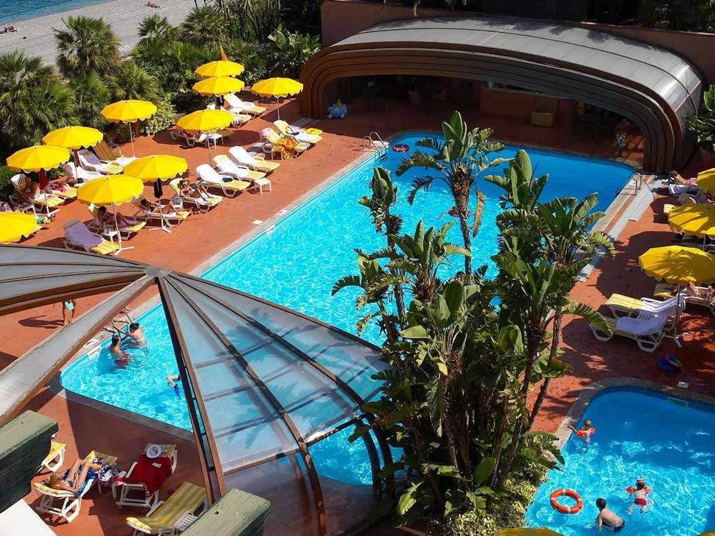 Hotel-Caparena---Wellness-Club-Pool-2