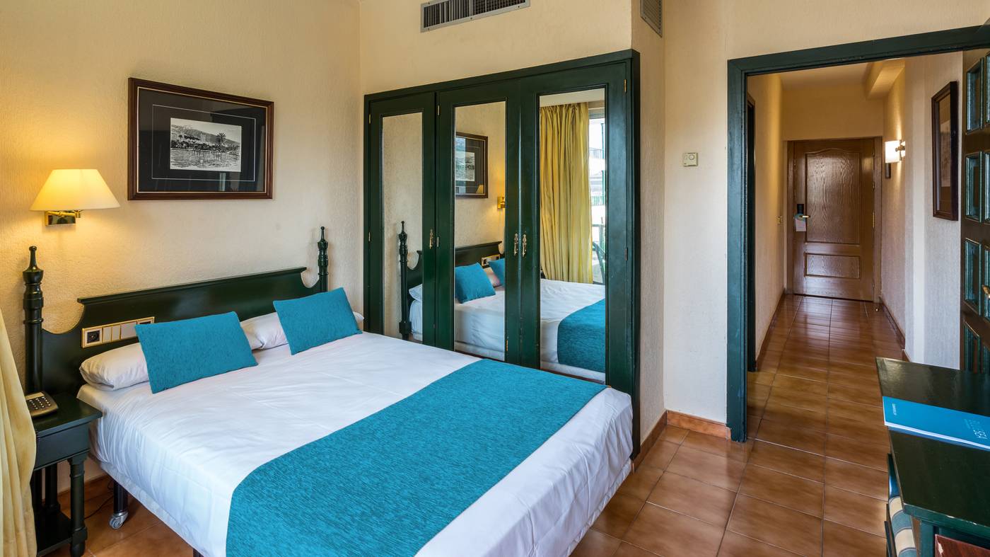 Blue-Sea-Costa-Jardin---Spa-Room-15