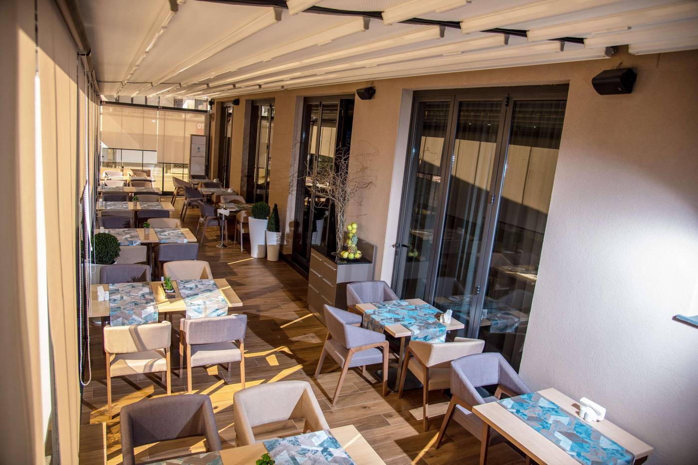 Best-Western-Premier-Plovdiv-Hills-Restaurant-6