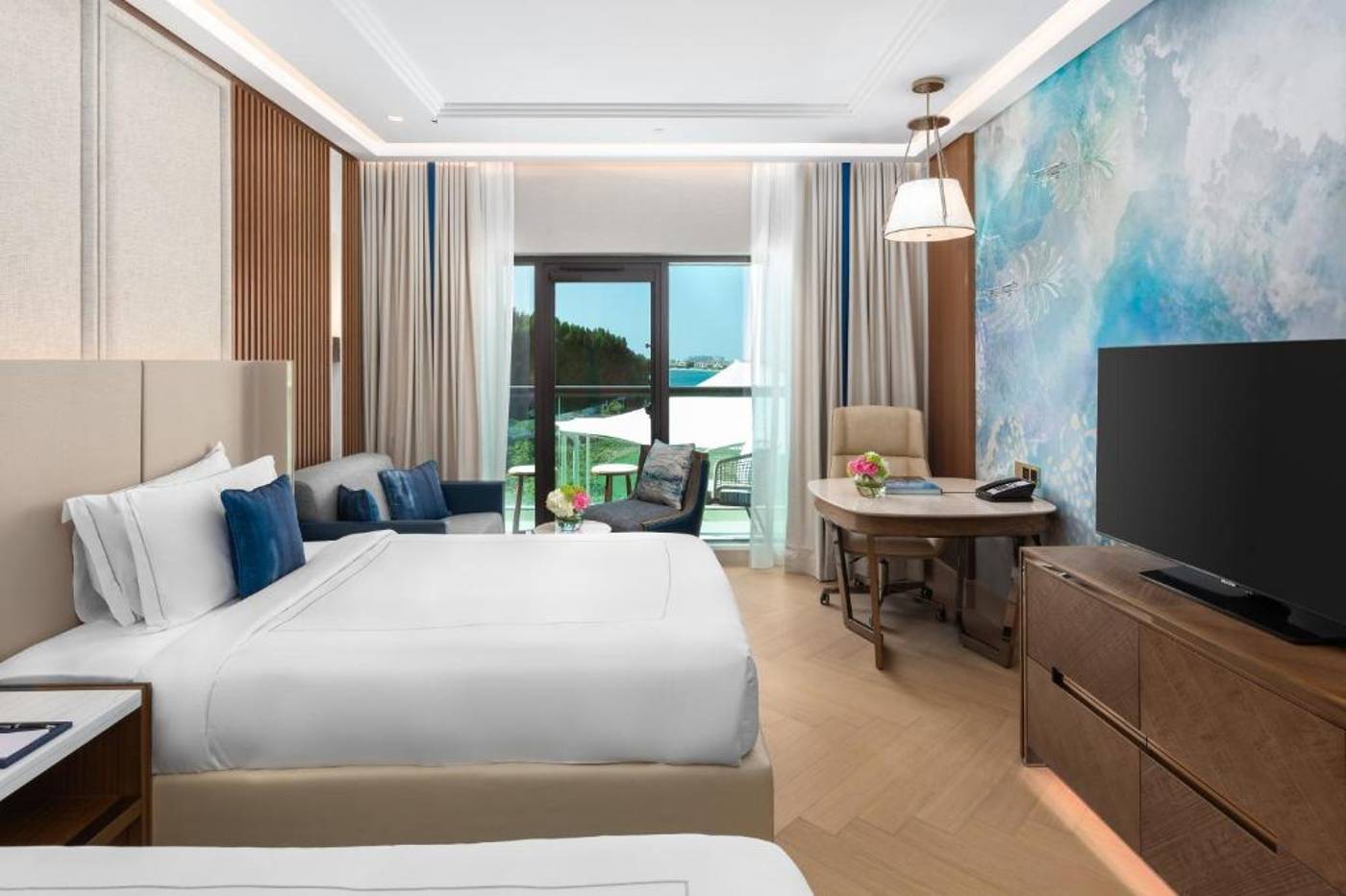 Taj-Exotica-Resort---Spa--The-Palm-Dubai-Room-13