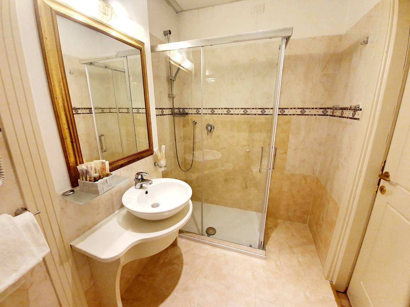 Corte-dei-Greci-Room-50